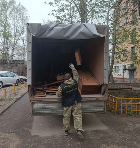  в Лобне